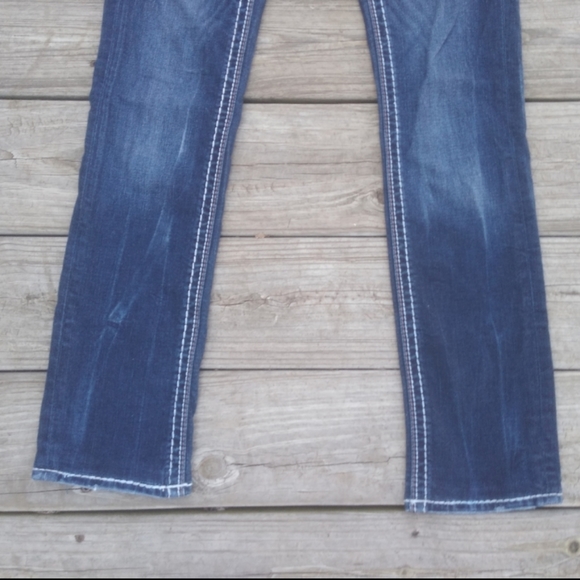 RELISTED BNWOT S 24 Rock Revival Jeans🔥 - Picture 3 of 16